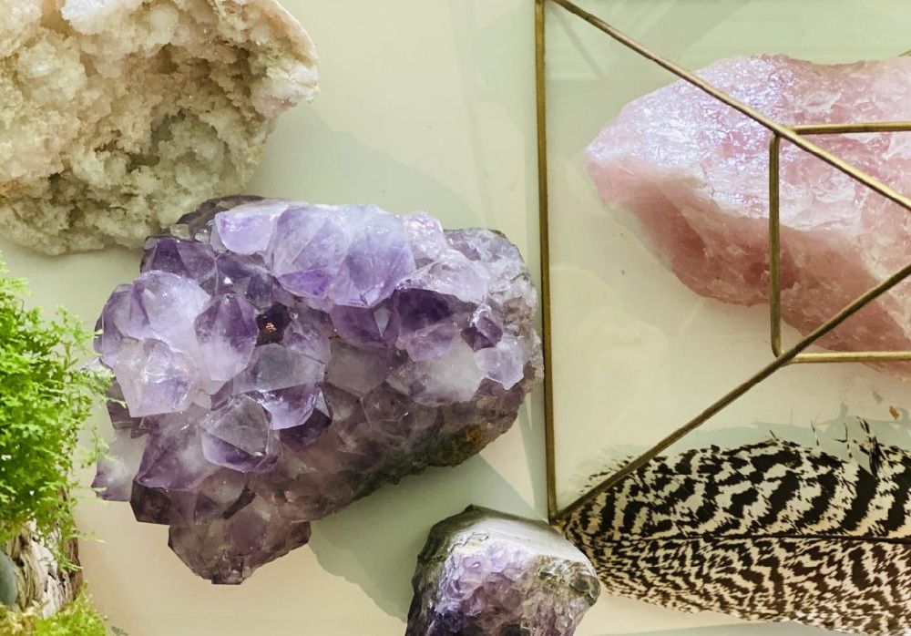 crystal1000x698